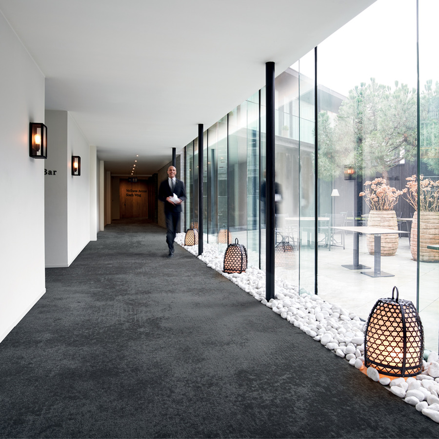 Balsan Design Concept Concrete Confort couloir sols textiles UFTM